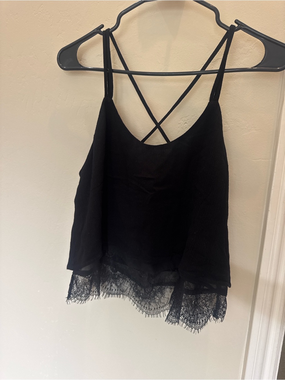 Forever 21 Black Lace-Trim Strappy Cami
